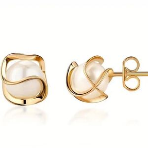 Fashion jewelry- 18 K gold plated wrapped imitation white pearl  stud earrings